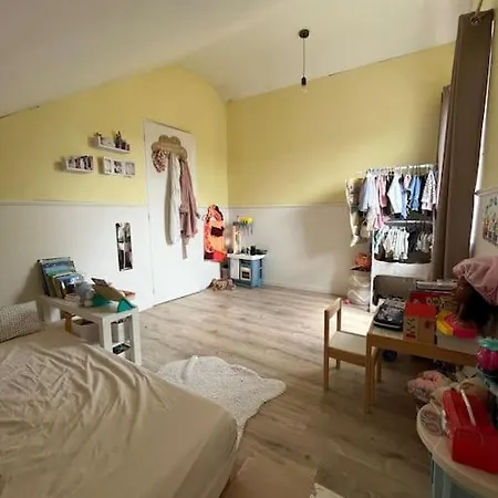 Maison Proche Paris Apartment *
